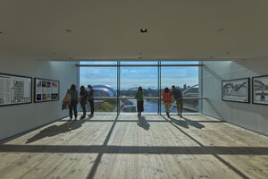 Level 5 Viewing Box